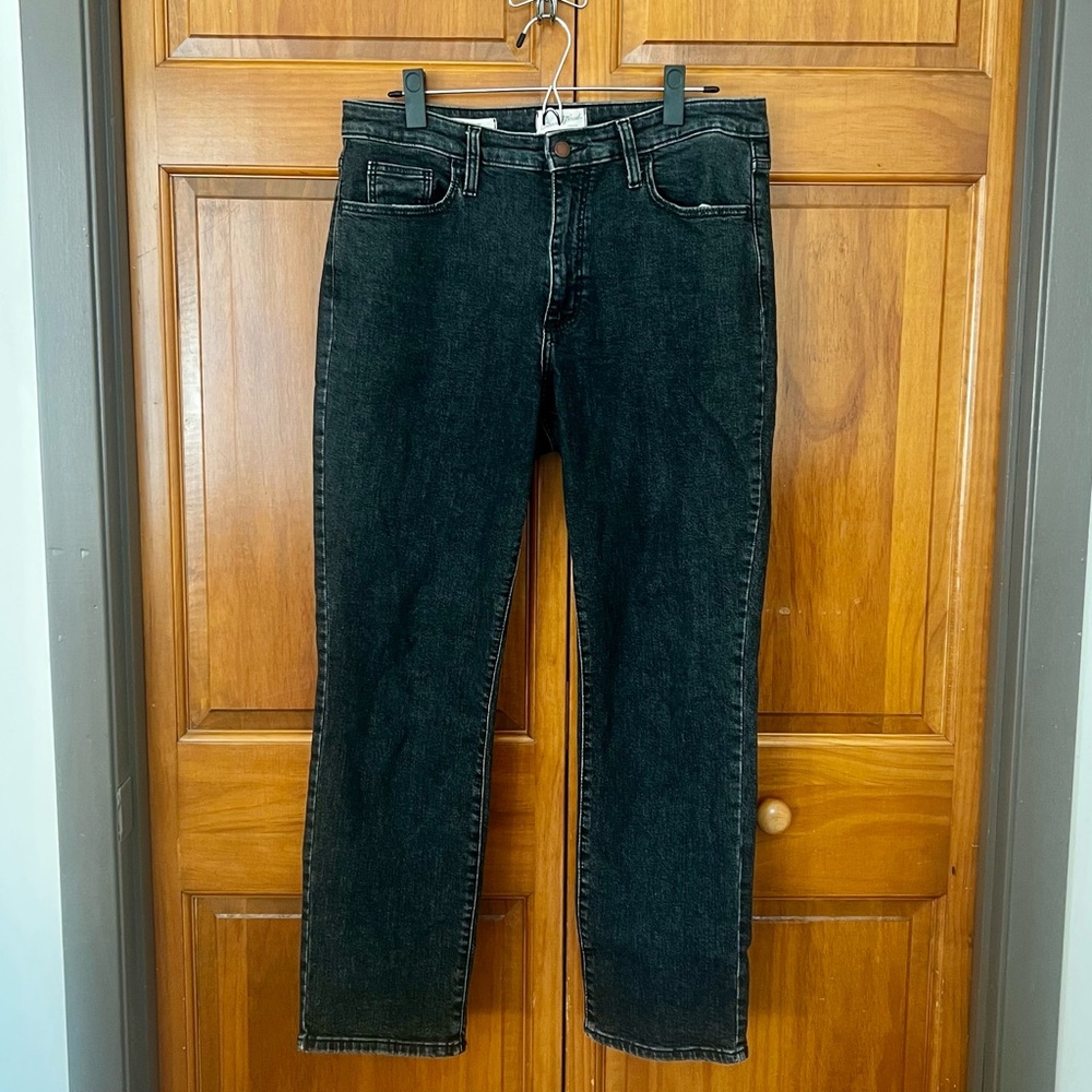 Universal Thread High-Rise Straight-Leg Black Denim Jeans, Size 10/R